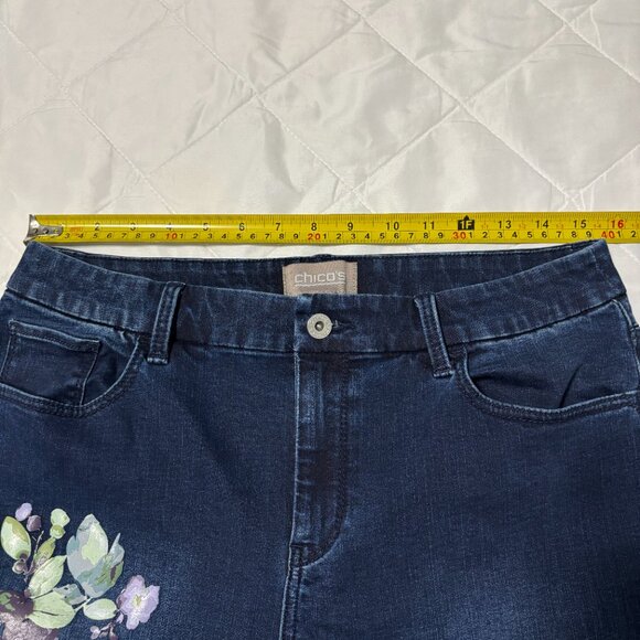 Chico’s Floral Print Ankle Jeans Size 1 (8/10) Dark Wash Stretch Denim‎ Women’s - Picture 10 of 13